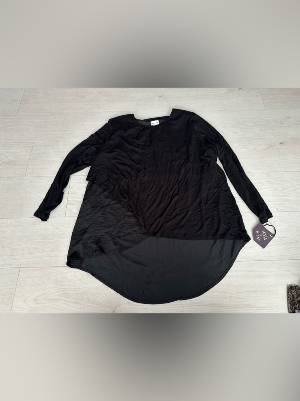 New Ava & Viv long sleeve blouse- black high low